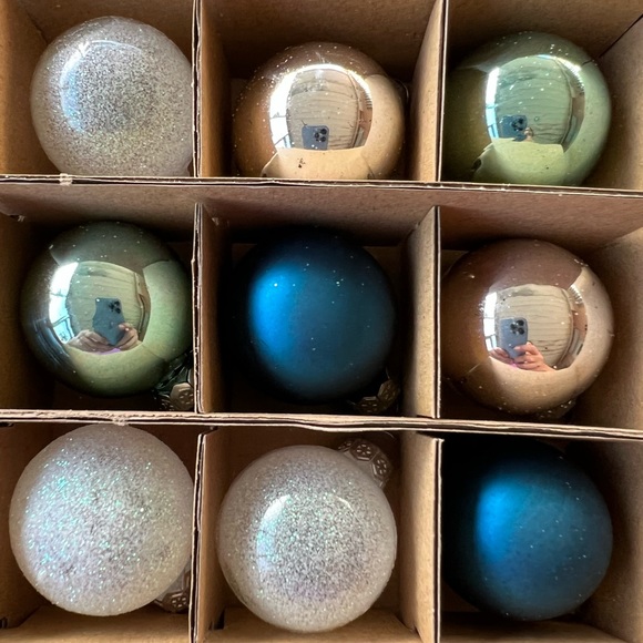 bella lux Other - 25 Mini Glass Christmas Ball Ornaments Light & Navy Blue Silver Opalescent